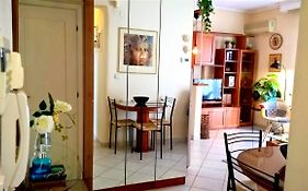 Skg- Like Home